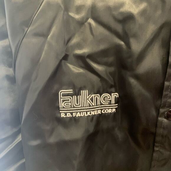 Vintage black hartwell satin jacket! Workwear. Embroidery of construction co. - Picture 5 of 8